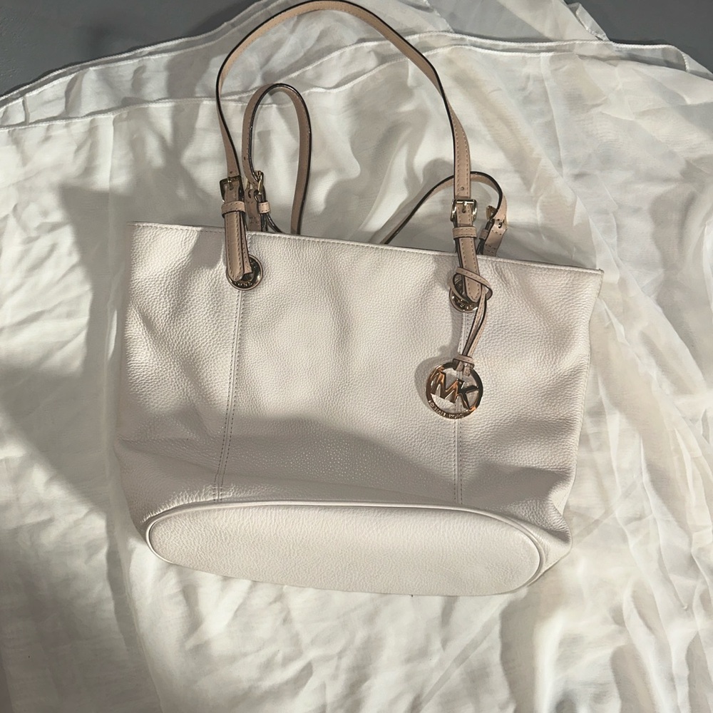 Tote purse